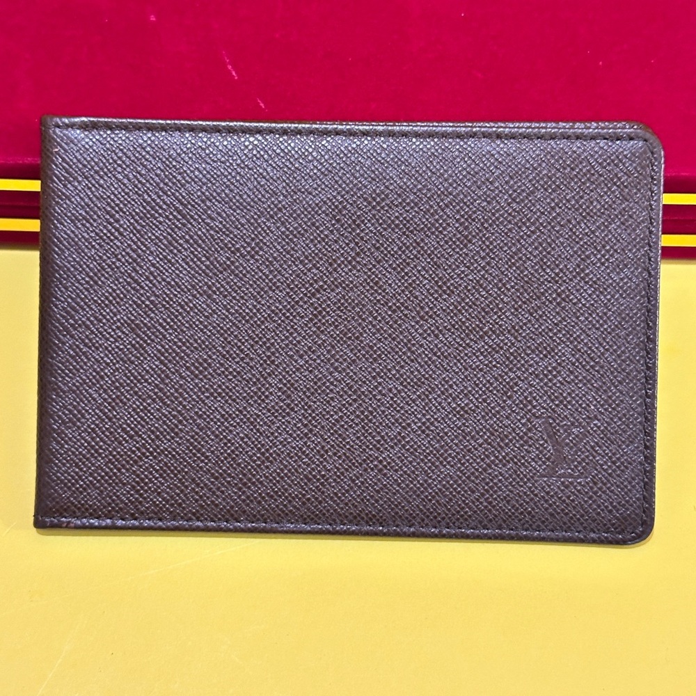 Louis Vuitton Textured Note Book cover - Picture 7 of 12